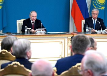 Kazakistan Cumhurbaşkanı Tokayev geleneği bozdu: Ruslar şaşırdı