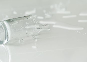 Kör eden bardak için 5 yıl mahpus