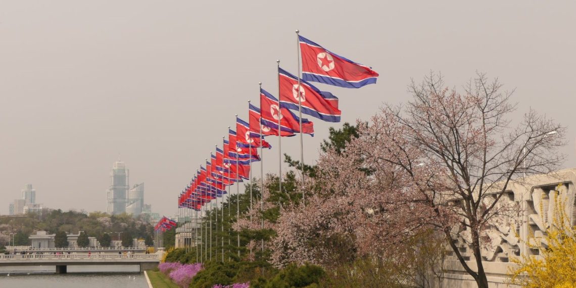 Kuzey Kore el yükseltti: Askıya alınan muahededen çekildi