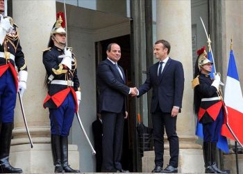 Macron ve Sisi Gazze’yi görüştü