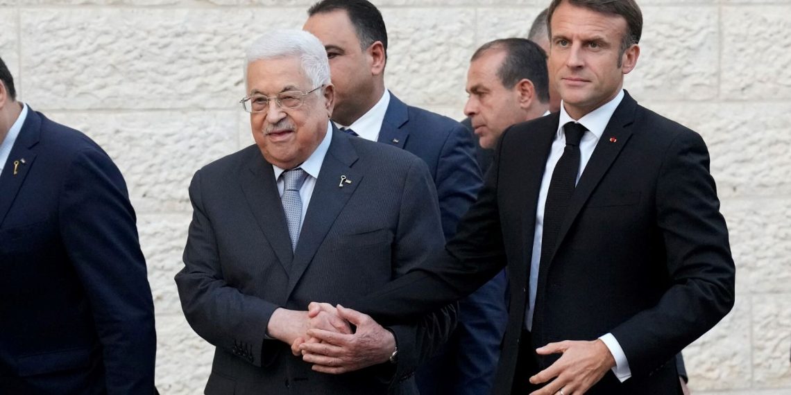 Macron’dan Gazze diplomasisi: Abbas ve Netanyahu ile görüştü