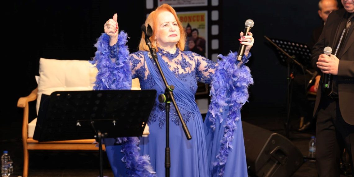 Marmaris’te Yeşilçam rüzgarı esti