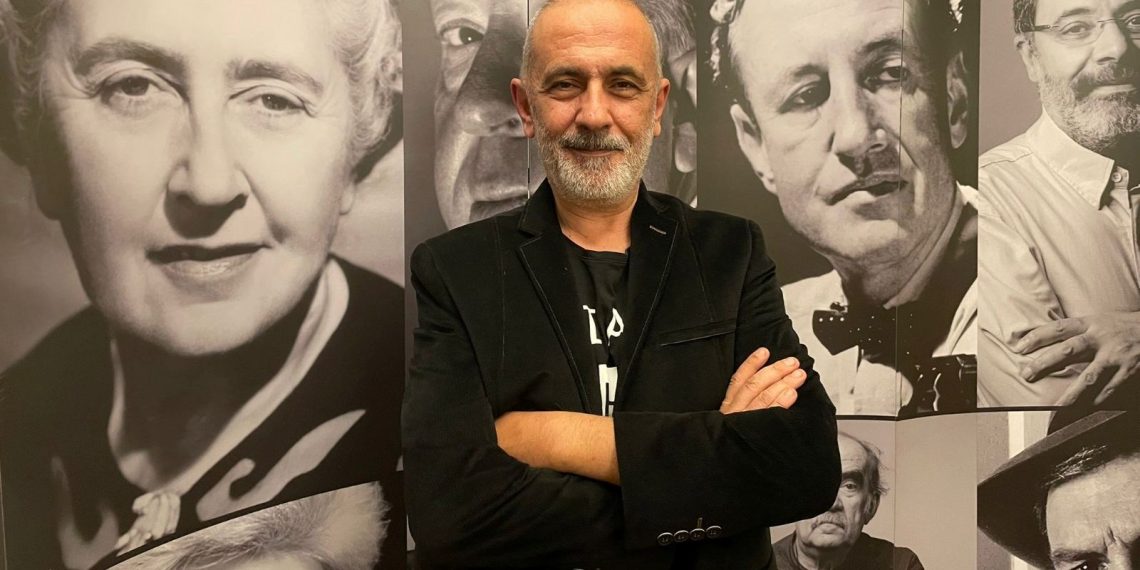 Müellif Algan Sezgintüredi Polisiye Edebiyatına Katkı Ödülü’nün sahibi oldu