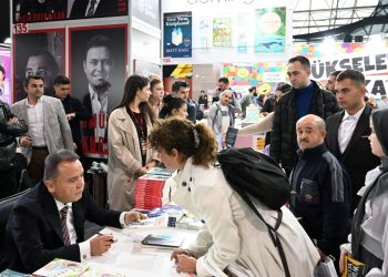 Müellifler 13. Antalya Kitap Fuarı’nda okurlarıyla buluşuyor