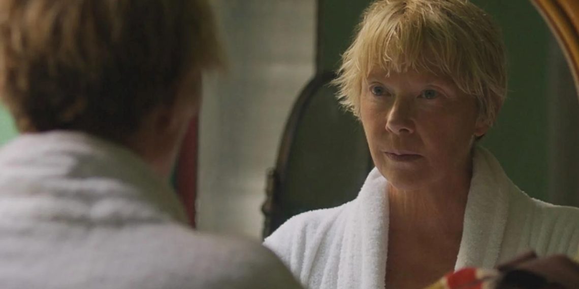 Nyad sinemasının yıldızı Annette Bening’e övgü: Profesyonel yüzücüler üzere görünüyor