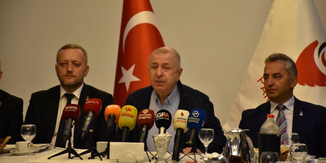 Özdağ: YETERLİ Partili arkadaşlarımıza kapımız sonuna kadar açıktır