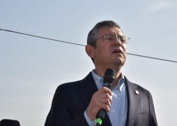 Özgür Özel: Zelzele konutlarını takip edeceğiz, kelamlar tutulmalı