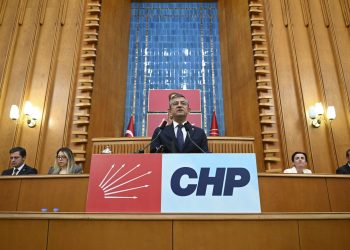 Özgür Özel’den mahallî seçimde “değişim” iletisi