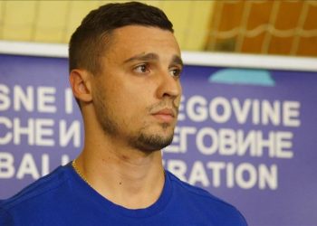 Rade Krunic kimdir? Fenerbahçe’nin transfer gündemindeki Rade Krunic kaç yaşında, hangi mevkide oynuyor?