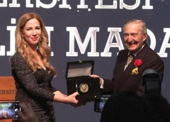 Rahmi Koç Bilim Madalyası mükafatı Ayşe Zarakol’a verildi