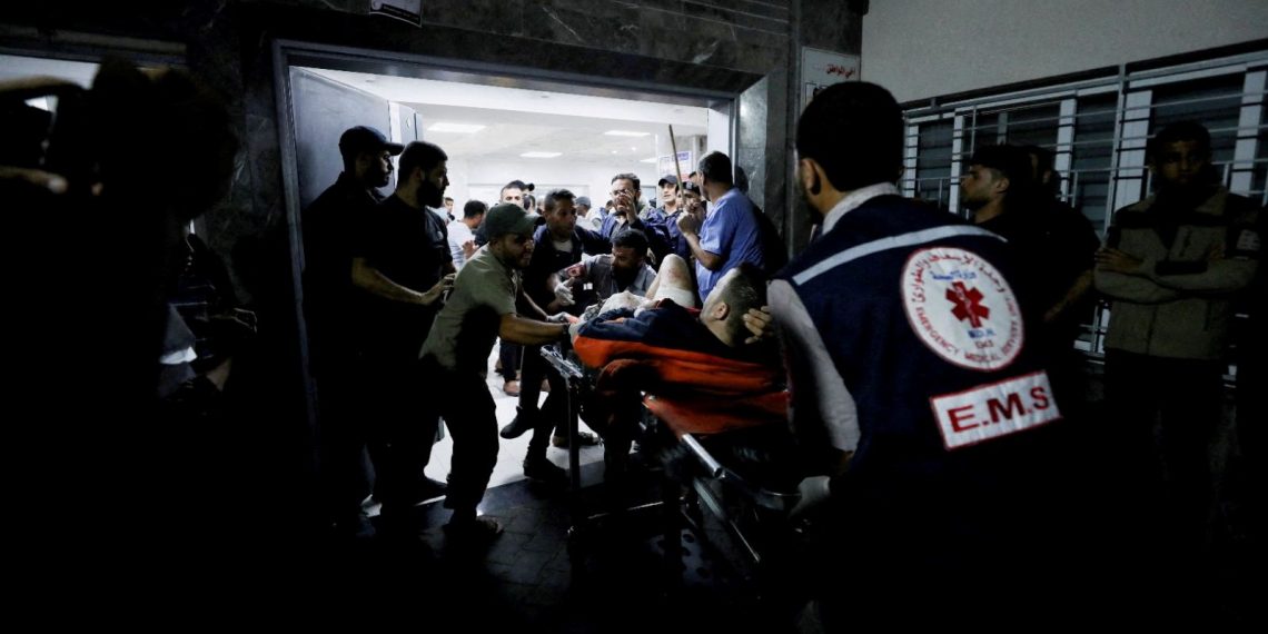 Şifa Hastanesi Hekimi Malhis’ten dünyaya davet: “Bizi kurtarın yoksa öleceğiz”