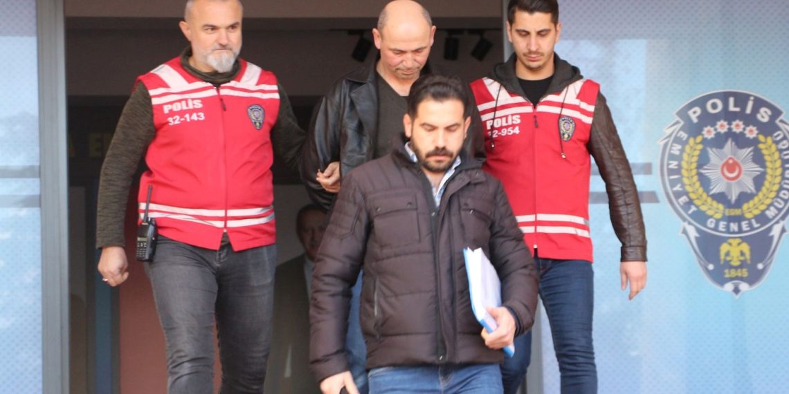 Site yöneticisi cinayeti zanlısı hakim karşısına çıktı: “Karını getir bana bir sefer erkekliğimi yaşatsın”