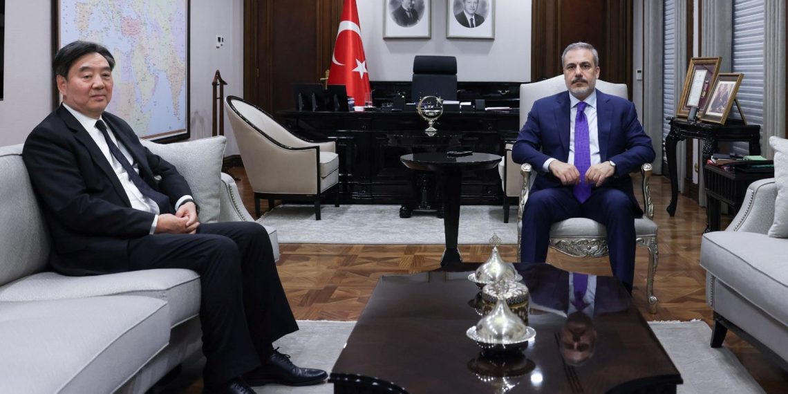 SON DAKİKA HABERİ: Bakan Hakan Fidan, Çin’in Ortadoğu Temsilcisi Jun’u kabul etti
