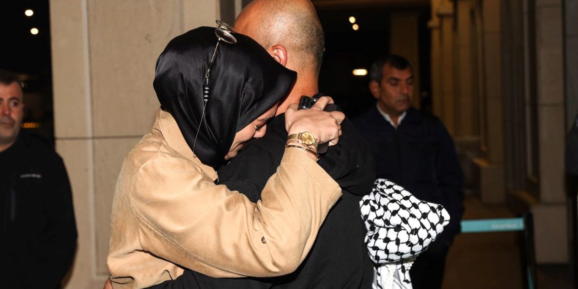 SON DAKİKA HABERİ: Gazze’den tahliye edilen Türk vatandaşları İstanbul’da