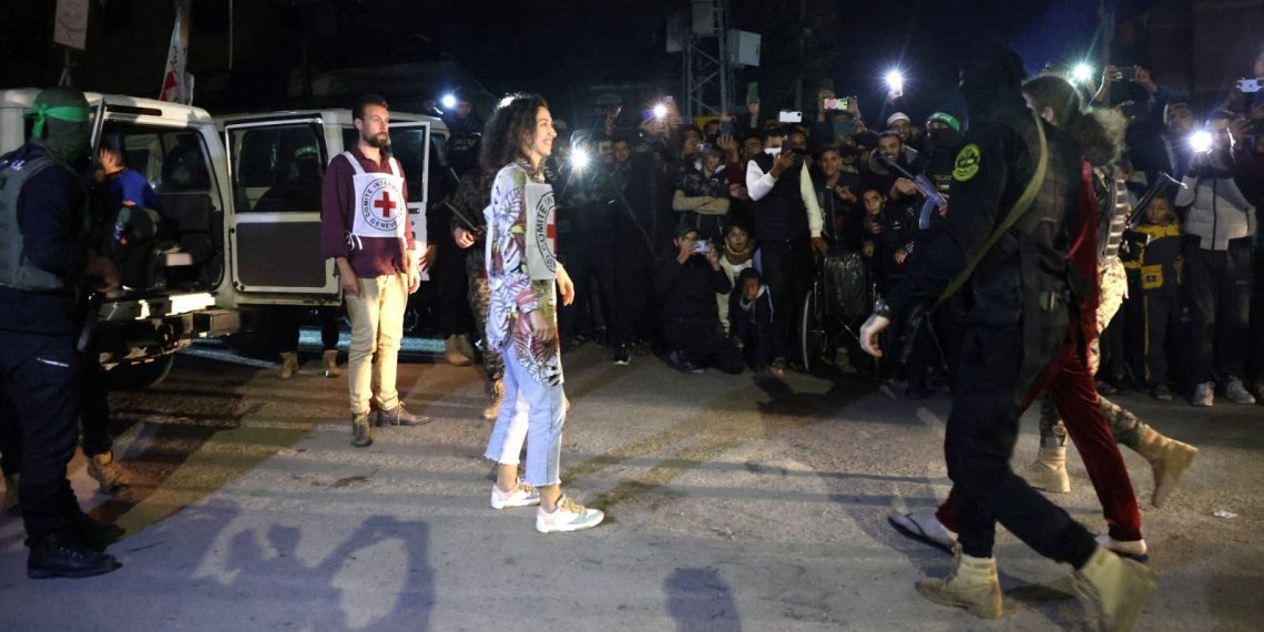 SON DAKİKA HABERİ: Hamas ile İsrail ortasında 5’inci esir takası tamamlandı