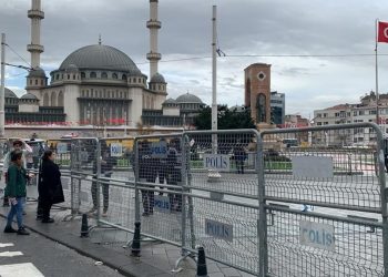 Taksim Meydanı bariyerlerle çevrildi