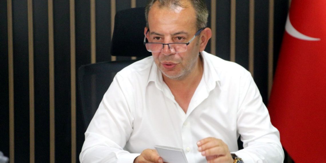 Tanju Özcan’dan CHP’ye geri dönüş dilekçesi