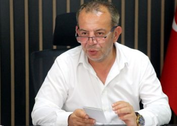 Tanju Özcan’dan CHP’ye geri dönüş dilekçesi