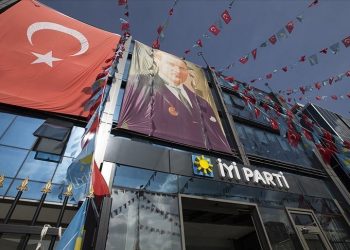 UYGUN Parti’de iki ayrılık | Durmuş Yılmaz ve Bahadır Fazilet istifa etti