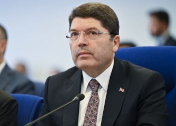 Yüksek yargıda yetki tansiyonu: TBMM’nin çözemeyeceği hiçbir şey yoktur