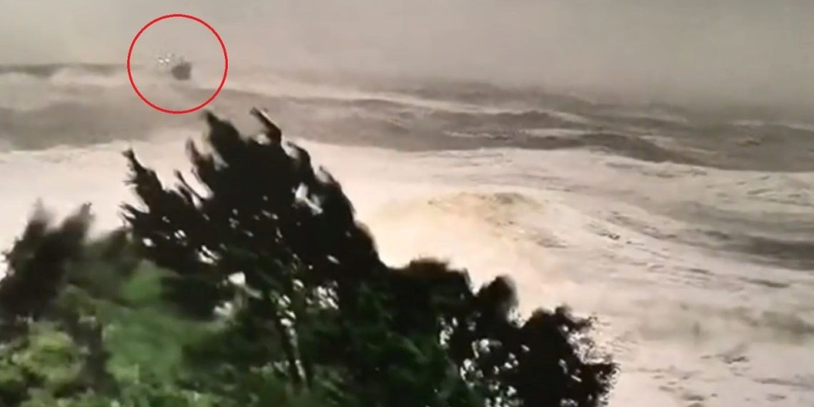 Zonguldak’ta kayıp 11 denizciden haber yok | Geminin batmadan evvelki imgesi