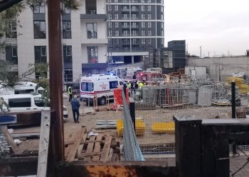 30. kattan düşen iki personel hayatını kaybetti