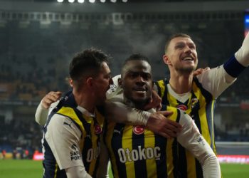 Fenerbahçe 90+4’teki tek golle kazandı