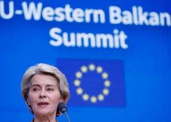 AB, Batı Balkanlar’ın üyeliğini destekliyor