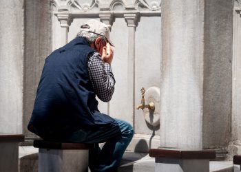 Abdestliyken selam verilince abdest bozulur mu? (Diyanet’e nazaran abdesti bozan durumlar)