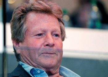 ABD’li aktör Ryan O’Neal 82 yaşında hayatını kaybetti