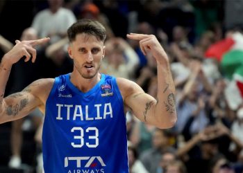 Achille Polonara kanseri yendi, parkelere döndü