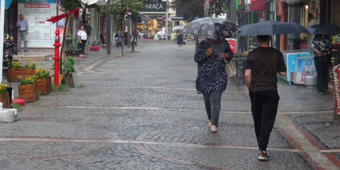 Adana için kuvvetli sağanak uyarısı