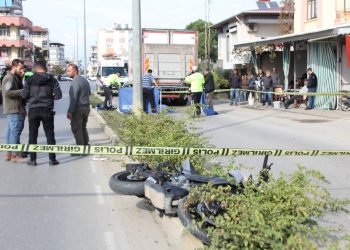 Antalya’da iki motosiklet çarpıştı: 1 meyyit, 1 ağır yaralı