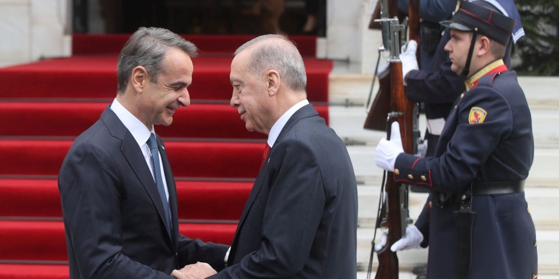 Atina’ya 6 yıl sonra kritik ziyaret | Erdoğan – Miçotakis ile görüşüyor