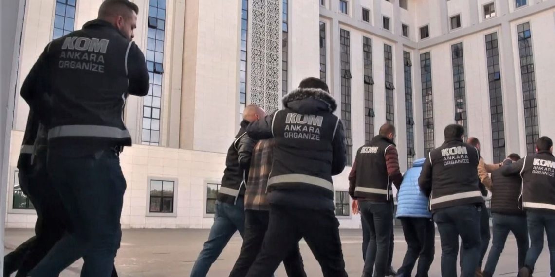 Ayhan Bora Kaplan’ın yeğeni ile bir arada 3 kişi tutuklandı