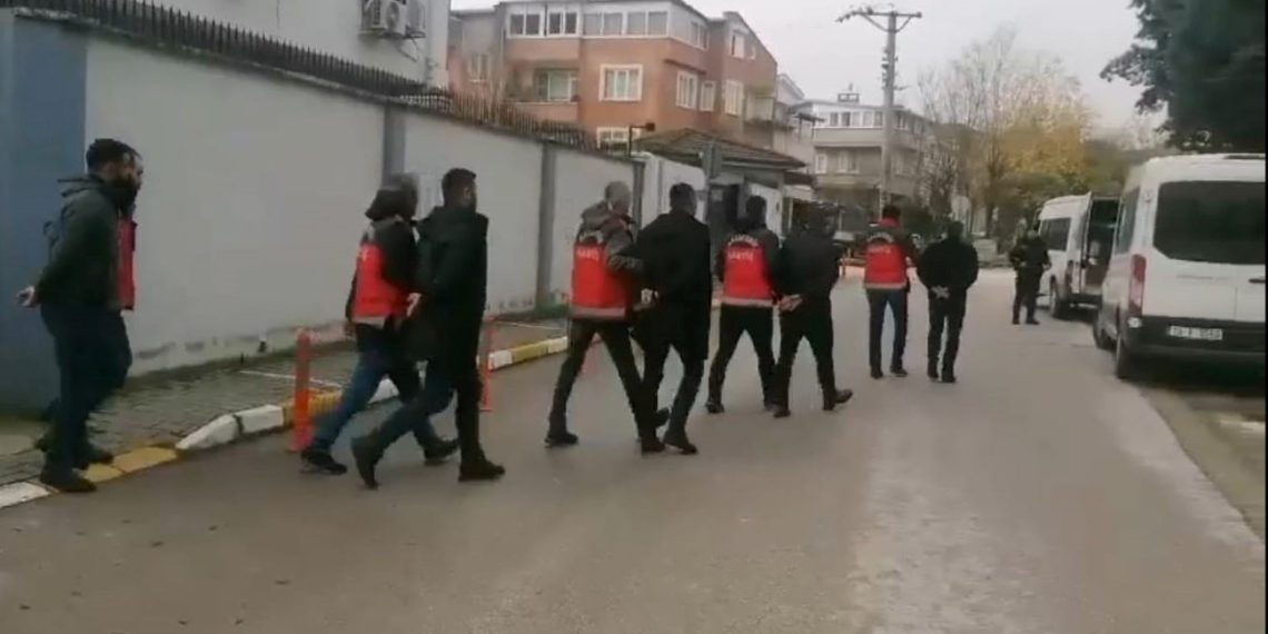 Balıkesir’de aranan 6 şahıs yakalandı