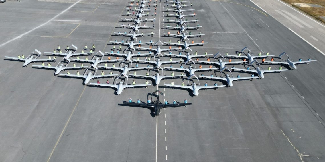 Bayraktar TB2’den yeni rekor: 750 bin uçuş saatini tamamladı