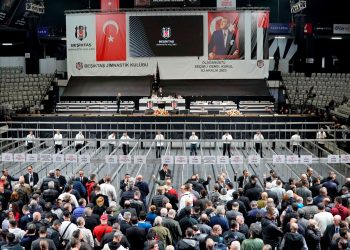 Beşiktaş 35. liderini seçiyor: Seçime rekor iştirak