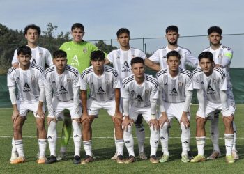 Beşiktaş’ta birinci imzalar atıldı: Hasan Arat özkaynak kelamını tuttu