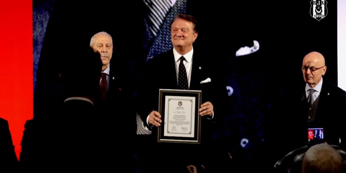 Beşiktaş’ta lider Hasan Arat periyodu resmen başladı