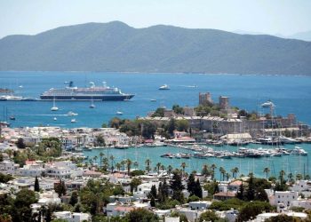 Bodrum’da yılbaşı hareketliliği başladı | Gecelik fiyatlar 1000 liradan başlıyor