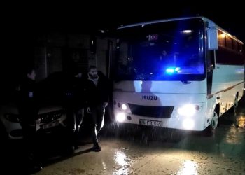 Bursa’da bir dairede 17 kaçak göçmen yakalandı