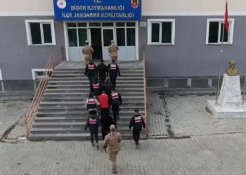 Cezaevindeki PKK/KCK üyelerine finansman sağlayan 4 şüpheliye gözaltı