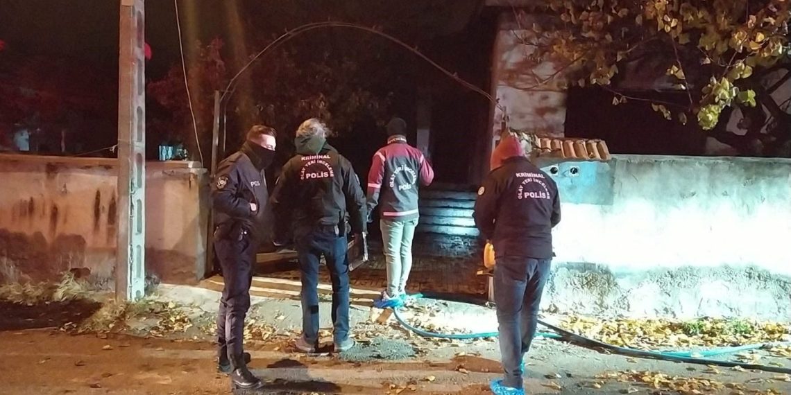 Çorum’da bir konut kundakladı: Kedi telef oldu