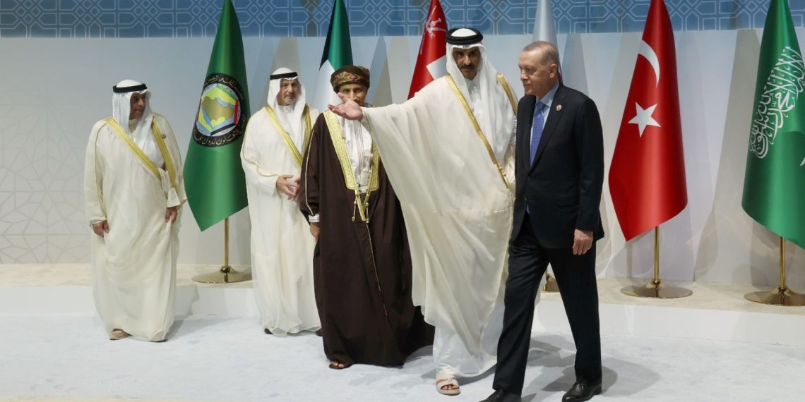 Cumhurbaşkanı Erdoğan, yurda döndü