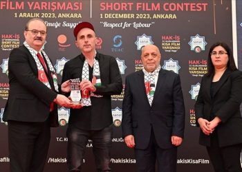 Danimarkalı direktörden Filistin’e takviye