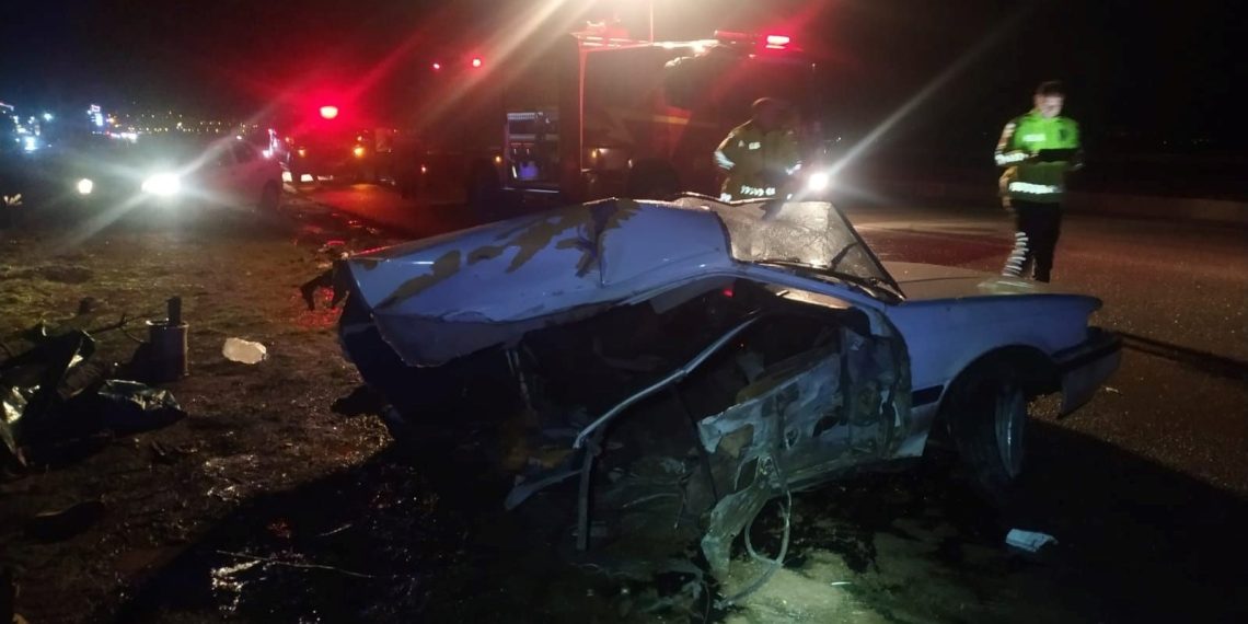 Denizli’de feci kaza | İki araba çarpıştı: 1 meyyit, 5 yaralı