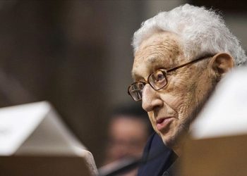 Diplomasinin tartışmalı ismi Henry Kissinger vefat etti