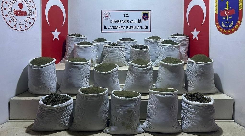 Diyarbakır’da 1 ton 148 kilo esrar ele geçirildi