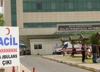 Diyarbakır’da soba zehirlenmesi: 1 kişi öldü